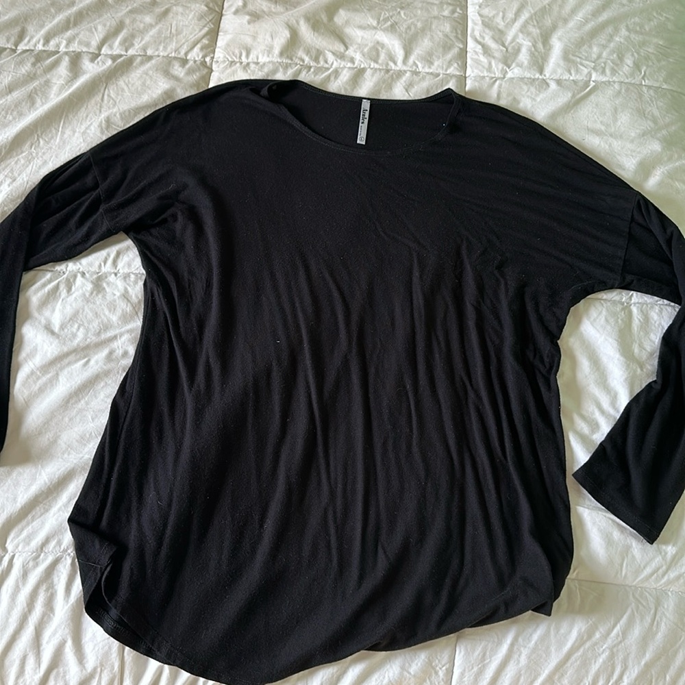 Long sleeve black top